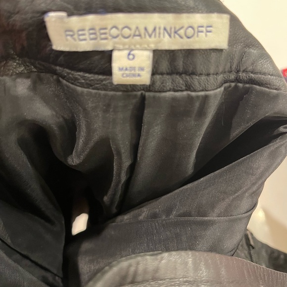 Rebecca Minkoff Black Leather Mini Skirt size 6 - Picture 2 of 4